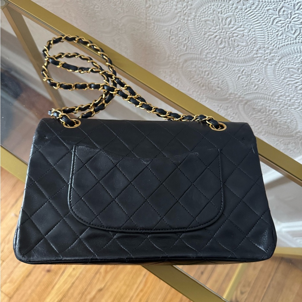 Chanel Classic Medium Double Flap Bag - Picture 2 of 6